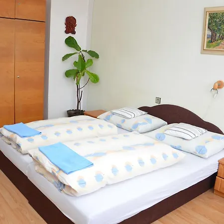 Apartament Apartments Hrusovany Nad Jevisovkou *