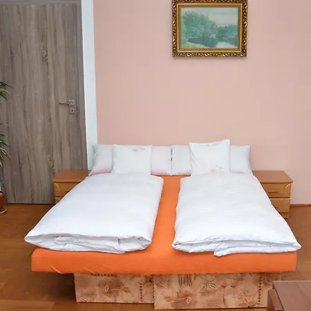 Apartments Hrusovany Nad Jevisovkou Apartamento Hrusovany nad Jevisovkou